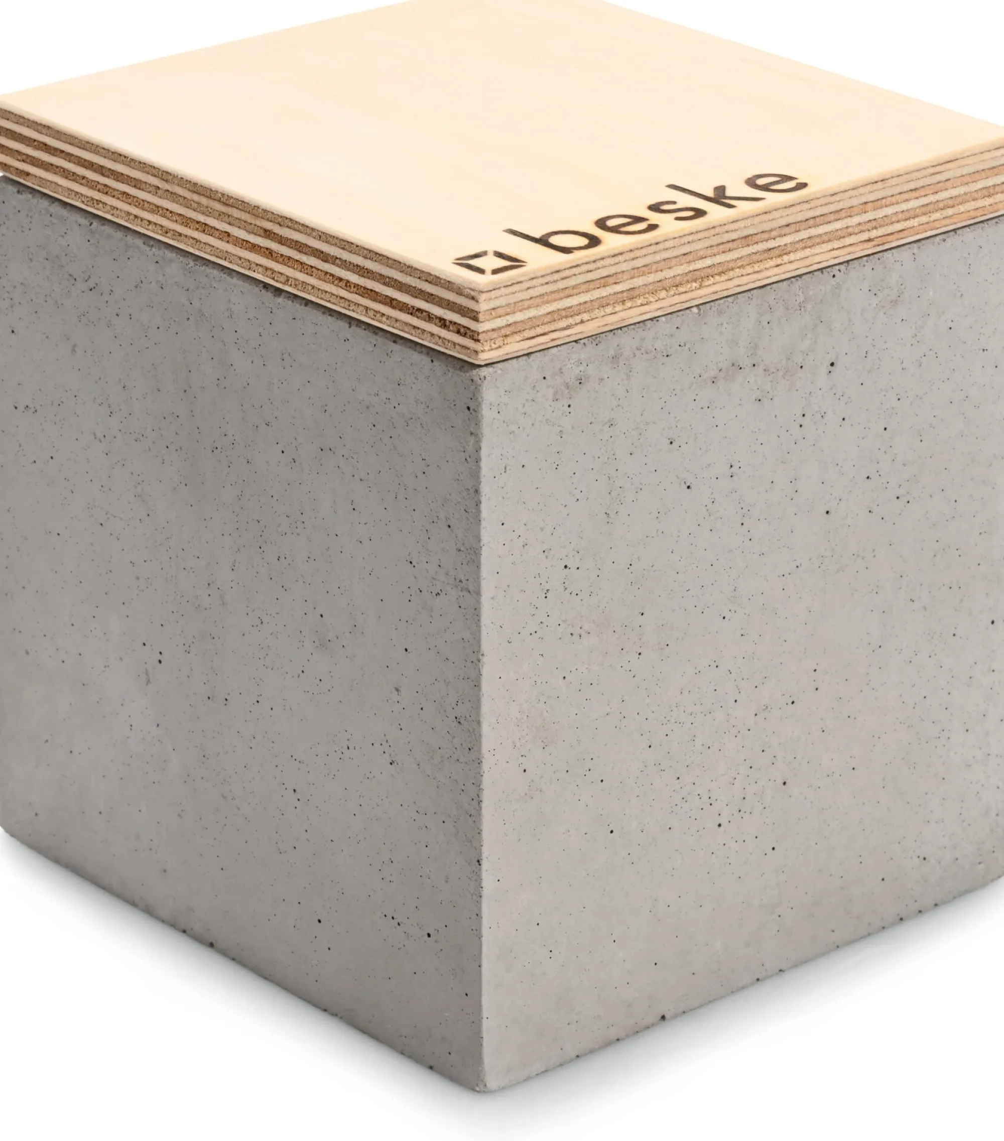 Gartenfackeln * Beske-Manufaktur Betonfeuer Würfel