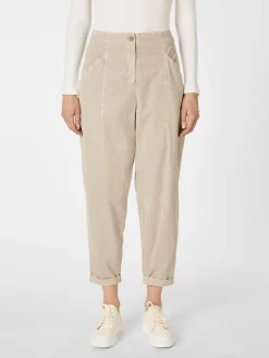 Hosen * Oska Damen-Feincordhose Naturweiß