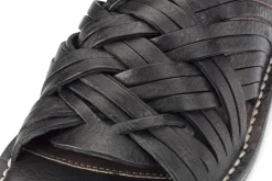 Sandalen|Freizeitschuhe * Astorflex Damen-Ledersandale geflochten Schwarz
