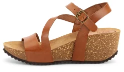 Sandalen|Freizeitschuhe * Grand Step Shoes Damensandale Keilabsatz Cognac