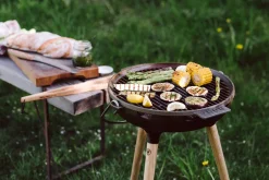 Gartenküche & Grills * Yron Dreibeingrill Gusseisen