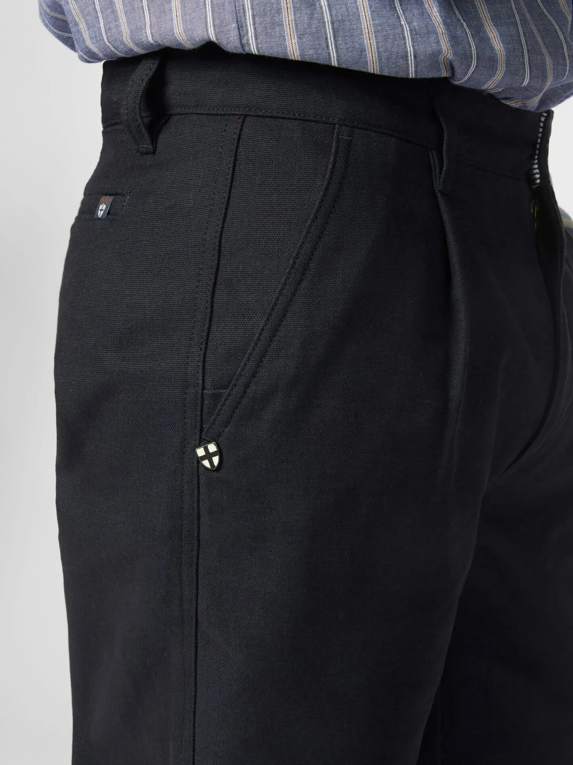 Hosen * Blue de Gênes Herrenchino mit Bundfalte Dunkelblau
