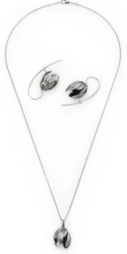 Schmuck * Ménard Kette mit Anhänger Blütenkelch, Silber