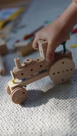 Holzspielzeug|Konstruktionsspiele * Matador Spielwaren Konstruktionsbaukasten Buchenholz
