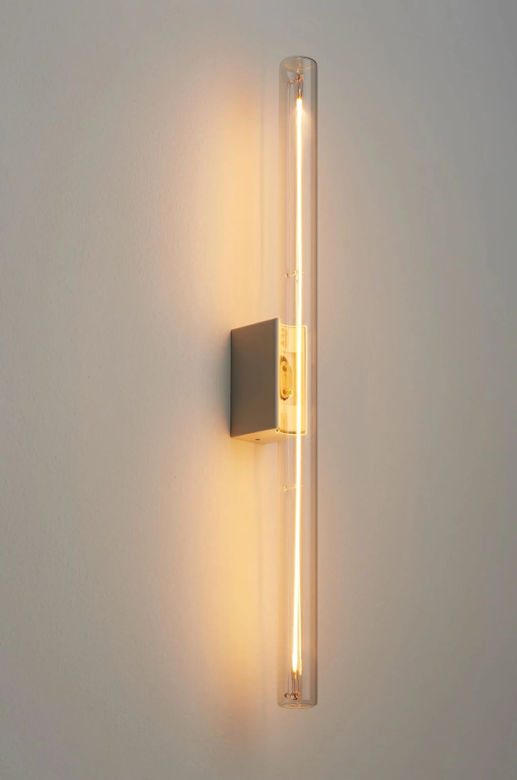 Leuchtmittel * LED-Linienlampe S14d klar