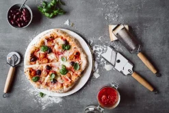 Rostfreie Messer|Backzubehör * Manufactum Pizzaschneider
