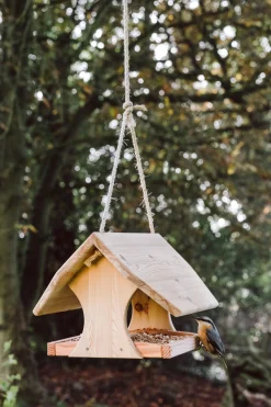 Nist- & Futterplätze * Manufactum Vogelfuttertisch Lärchenholz