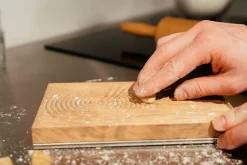 Schneidbretter * Tischlerei Antiquitäten Mulorz Pastabrett Eichenholz