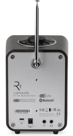 Wecker|Stereophonie * Ruark Audio Tischradio R1