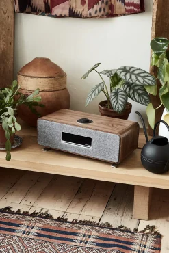 Wecker|Stereophonie * Ruark Audio Tisch-Stereoanlage R3S Nussbaum
