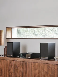 Wecker|Stereophonie * Ruark Audio Ruark Regallautsprecher Sabre-R