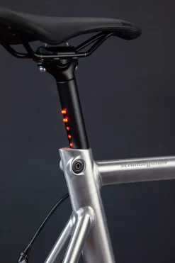 Fahrradzubehör * Sattelstütze LightSkin, StVZO Schwarz