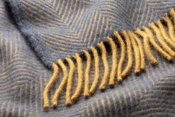 Decken * Tweedmill Textiles Schurwolldecke Fischgrat Blau