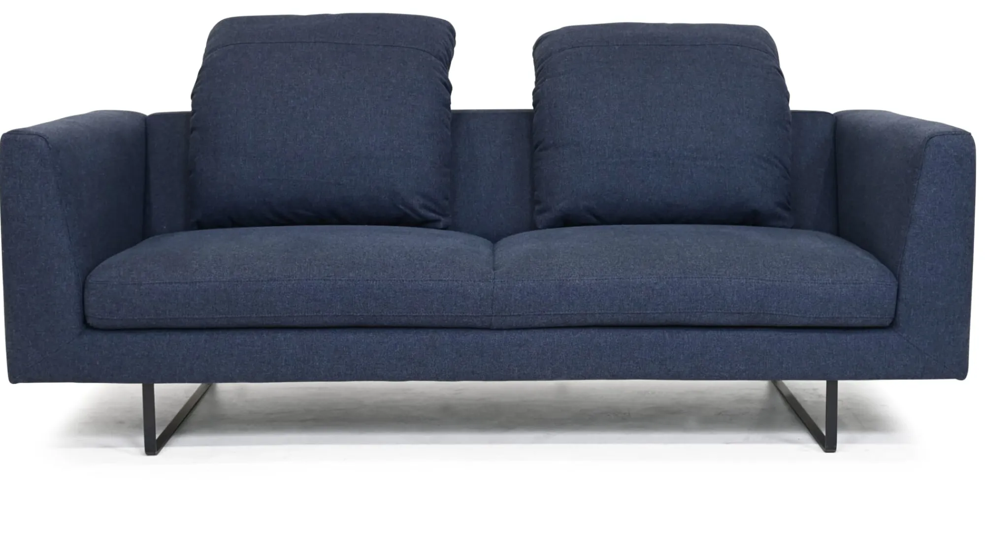 Sitzmöbel * indera Sofa August