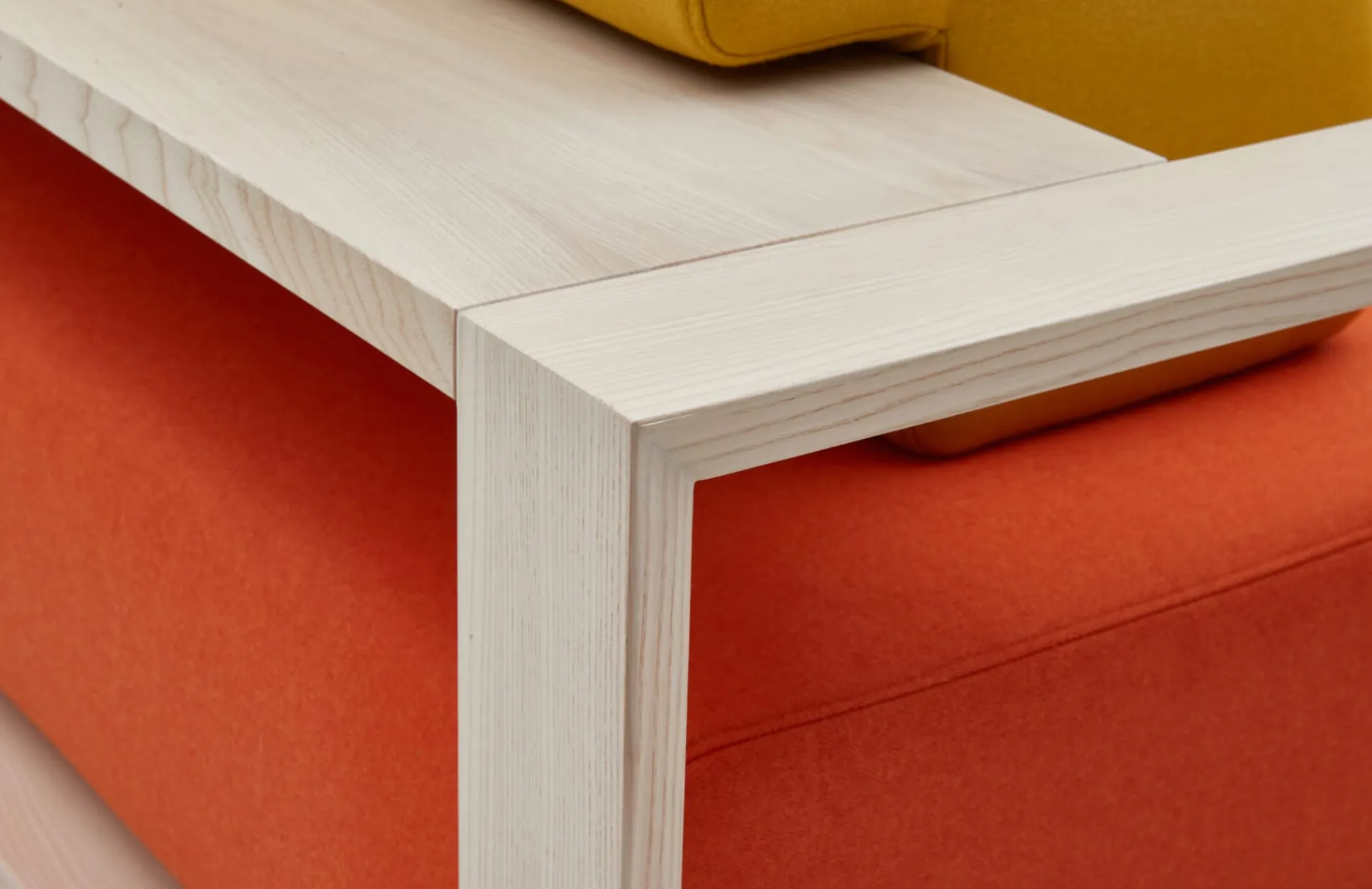 Sitzmöbel * Softline Sofa Wood