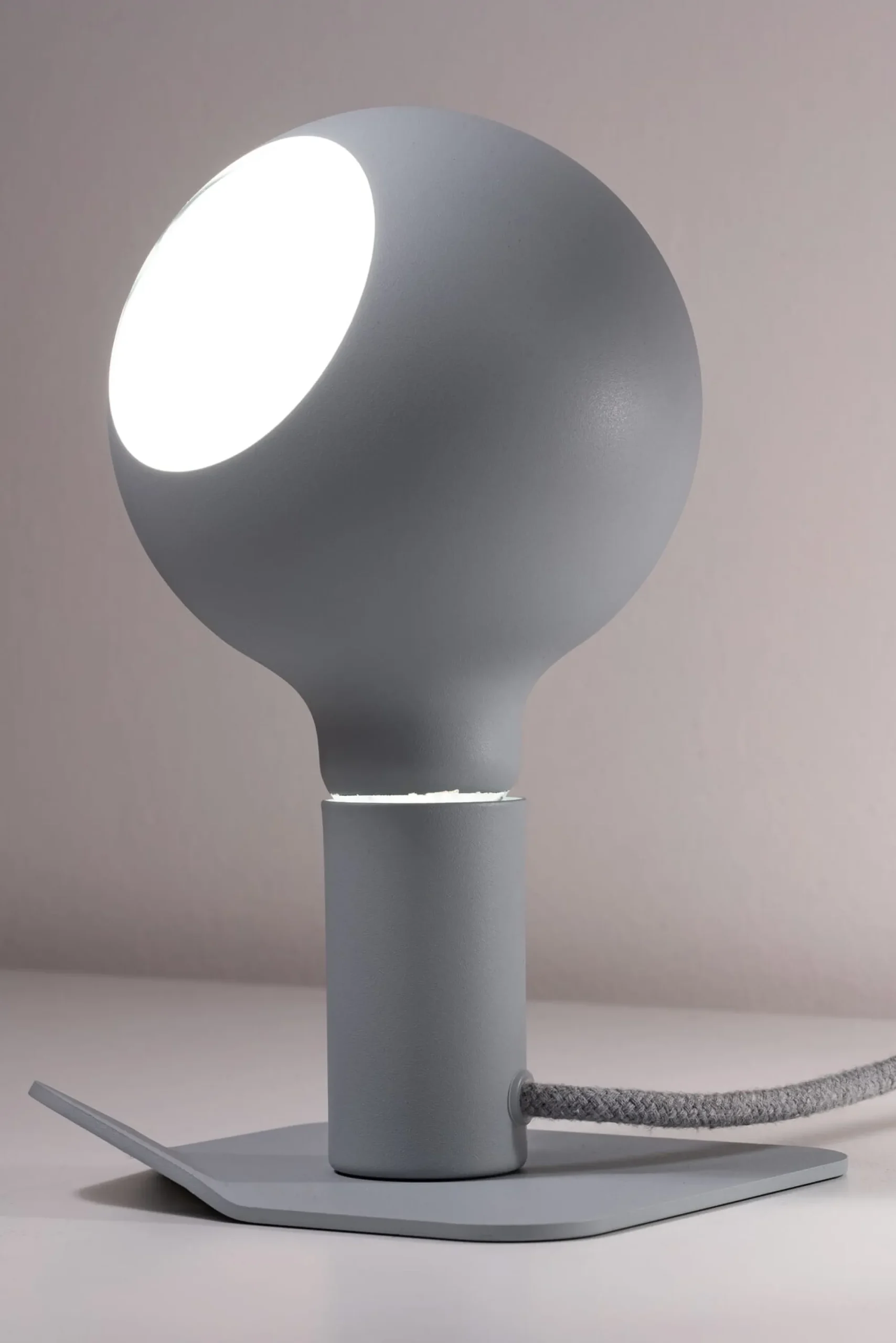 Schreibtischleuchten|Tischleuchten * Tischleuchte Base Magnetica Grau