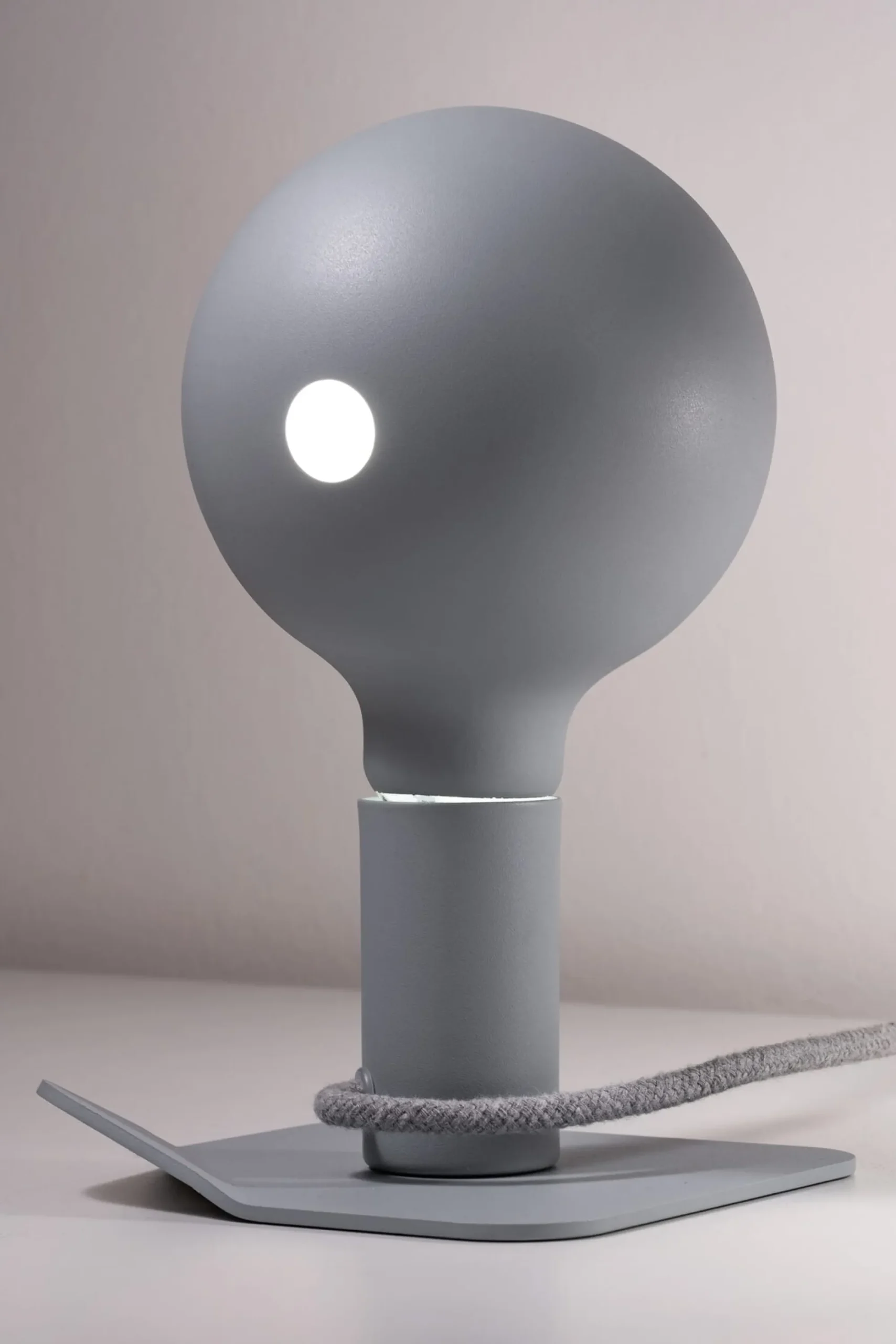 Schreibtischleuchten|Tischleuchten * Tischleuchte Base Magnetica Grau