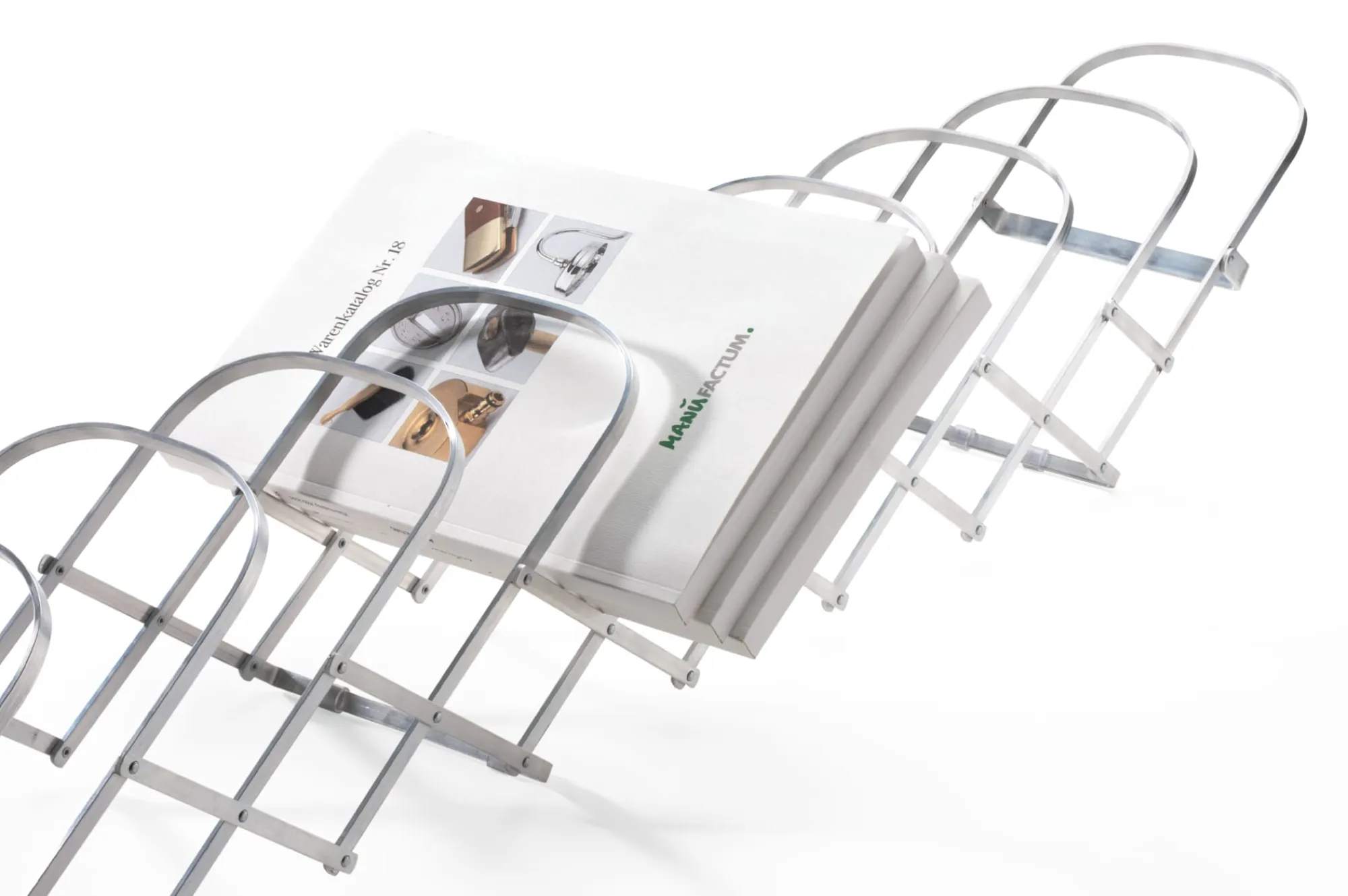 Schreibtische|Archivboxen * Radius Tischsortierer Aluminium