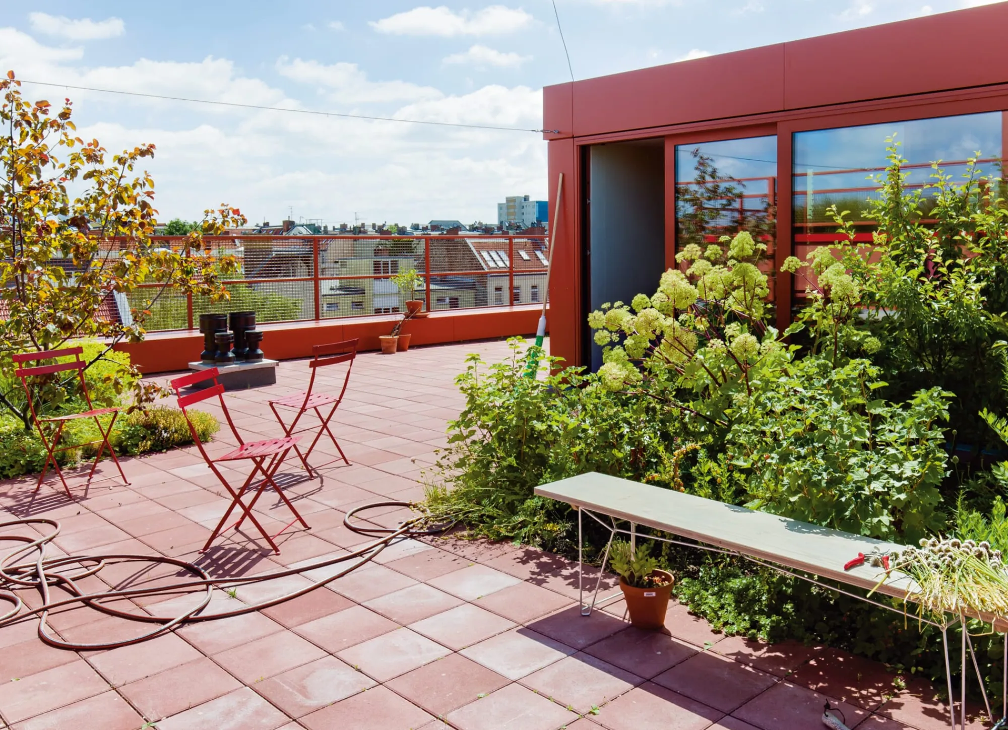 Gartenbänke * MAGAZIN Tisch und Bank BTB Gestell