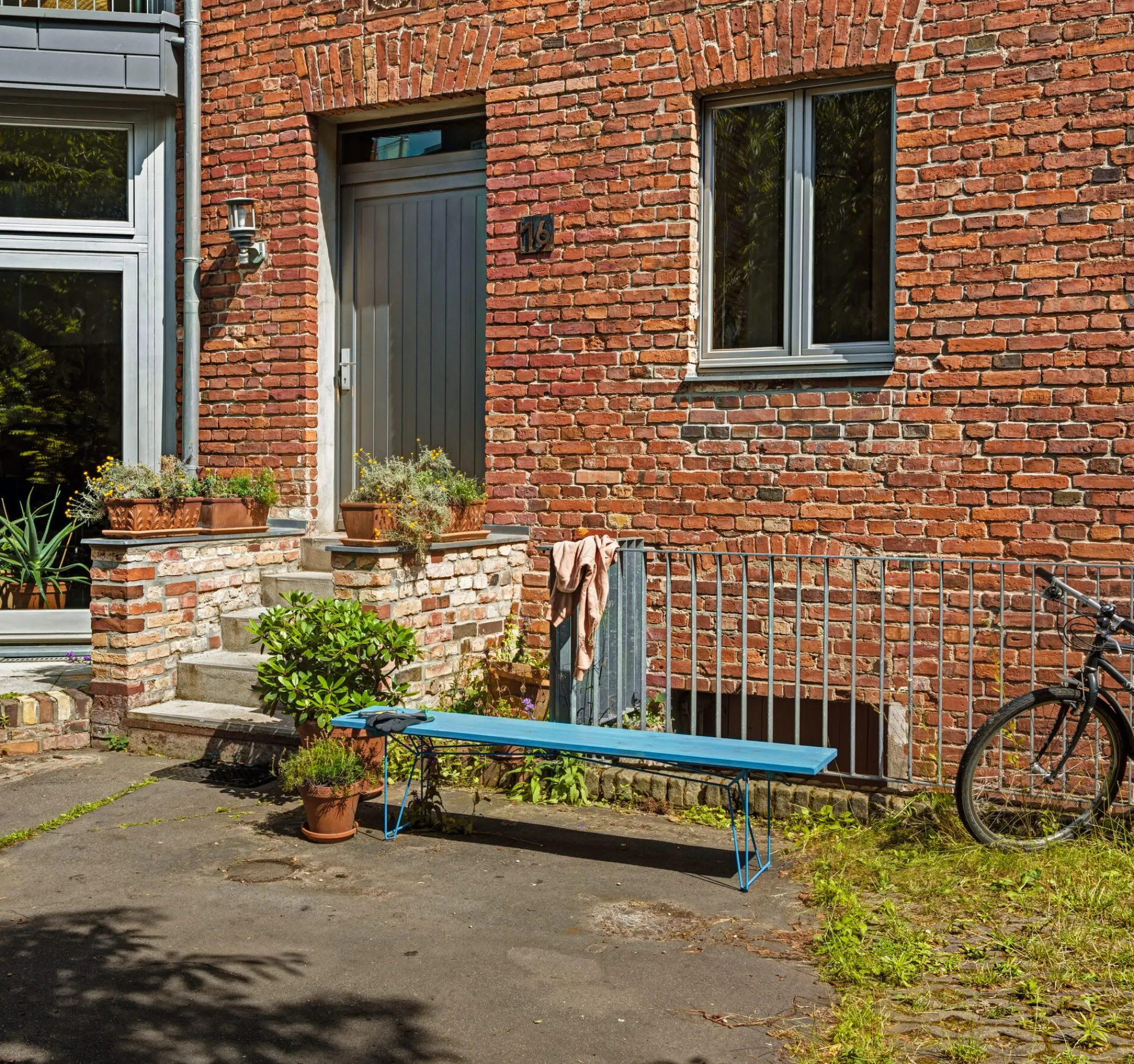 Tische|Gartentische * MAGAZIN Tisch und Bank BTB Gestell