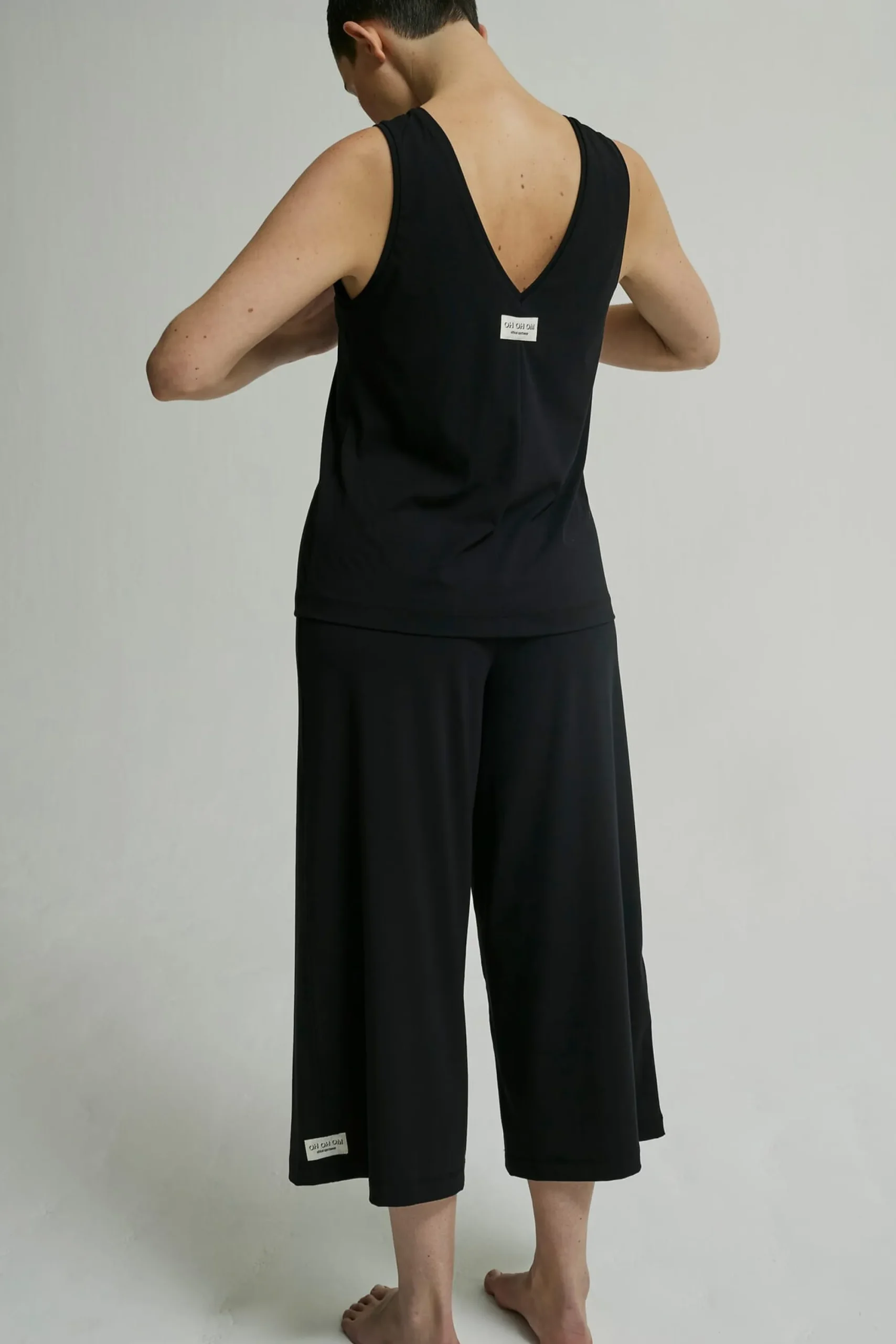Yogazubehör|Shirts & Tops * OH OH OM Ethical Sportswear Yoga-Top äreos Schwarz
